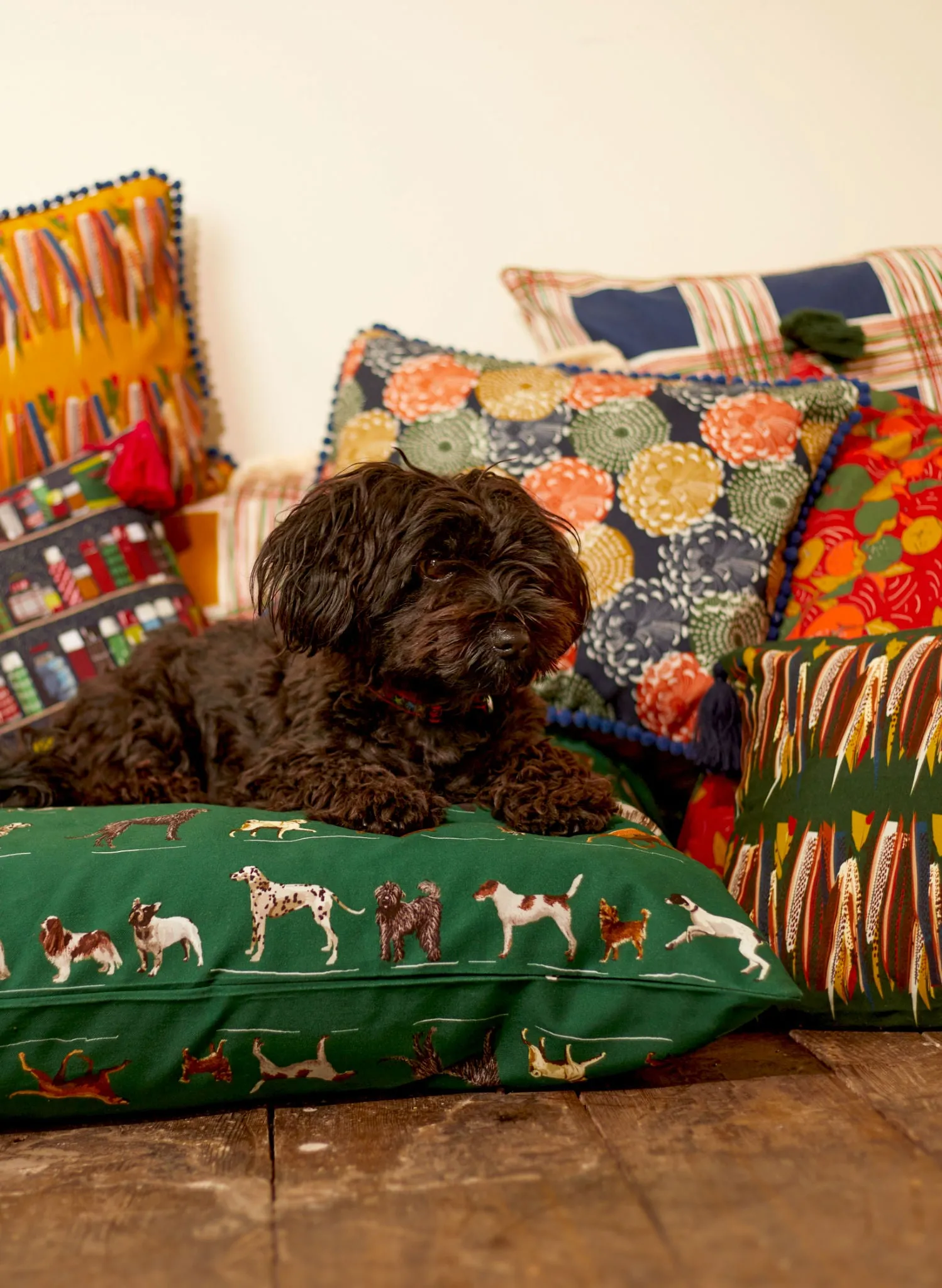 Dog Bed - Green Porcelain Dogs